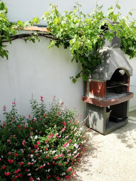 La Petite Maison Sur L'Ile De Re Ла-Флот Экстерьер фото